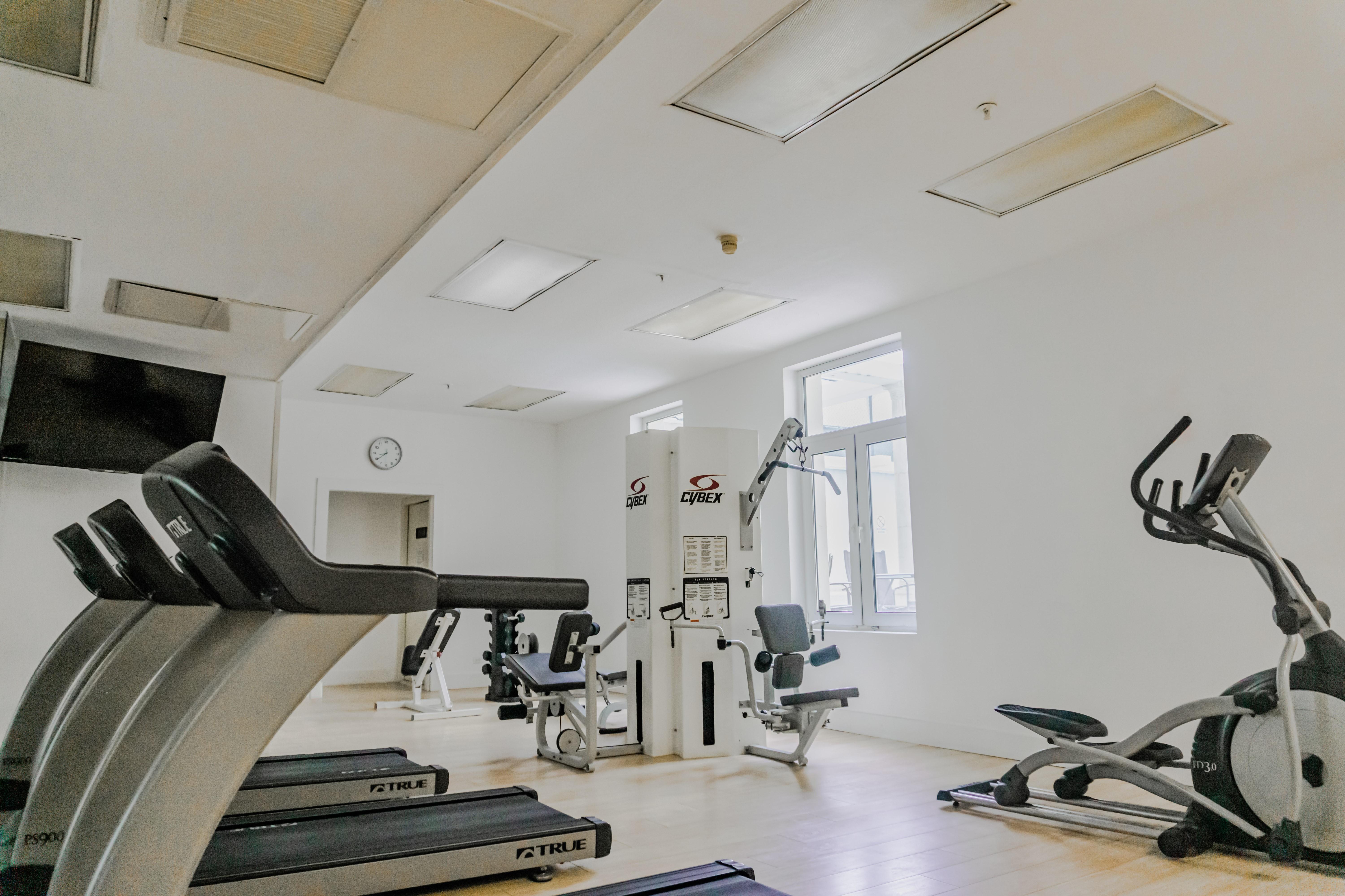 Gamma Monterrey Gran Hotel Ancira Екстериор снимка The gym at the University of Cambridge