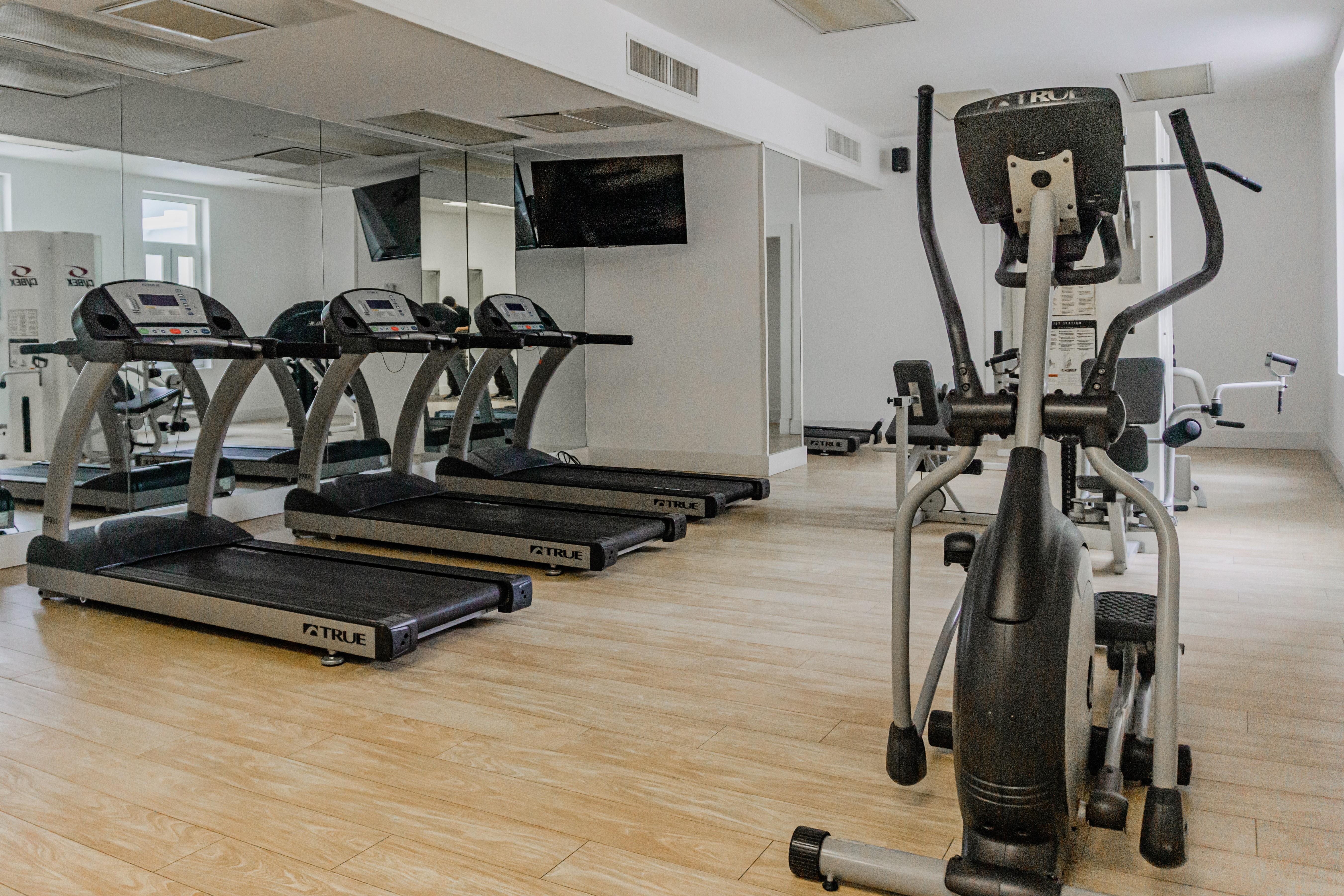 Gamma Monterrey Gran Hotel Ancira Екстериор снимка A typical gym